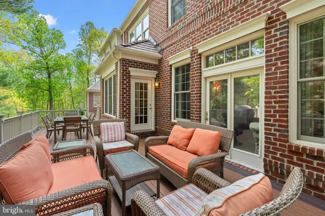 $1,475,000 | 9200 Town Gate Lane, Bethesda, MD 20817