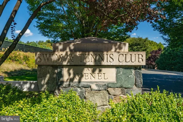 $1,475,000 | 9200 Town Gate Lane, Bethesda, MD 20817