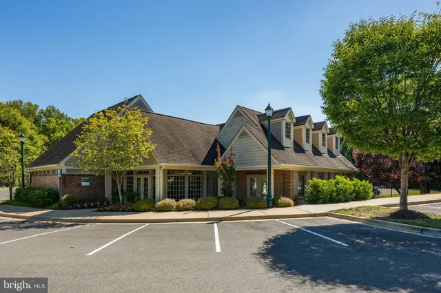 $1,475,000 | 9200 Town Gate Lane, Bethesda, MD 20817