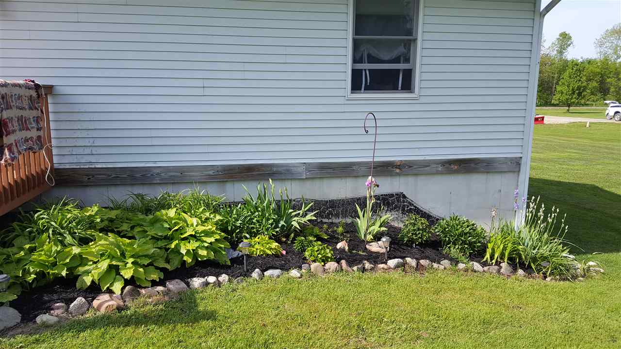 5167 West Church Road Perry, MI 48872 - Photo 20 of 21 31314468-19.JPG