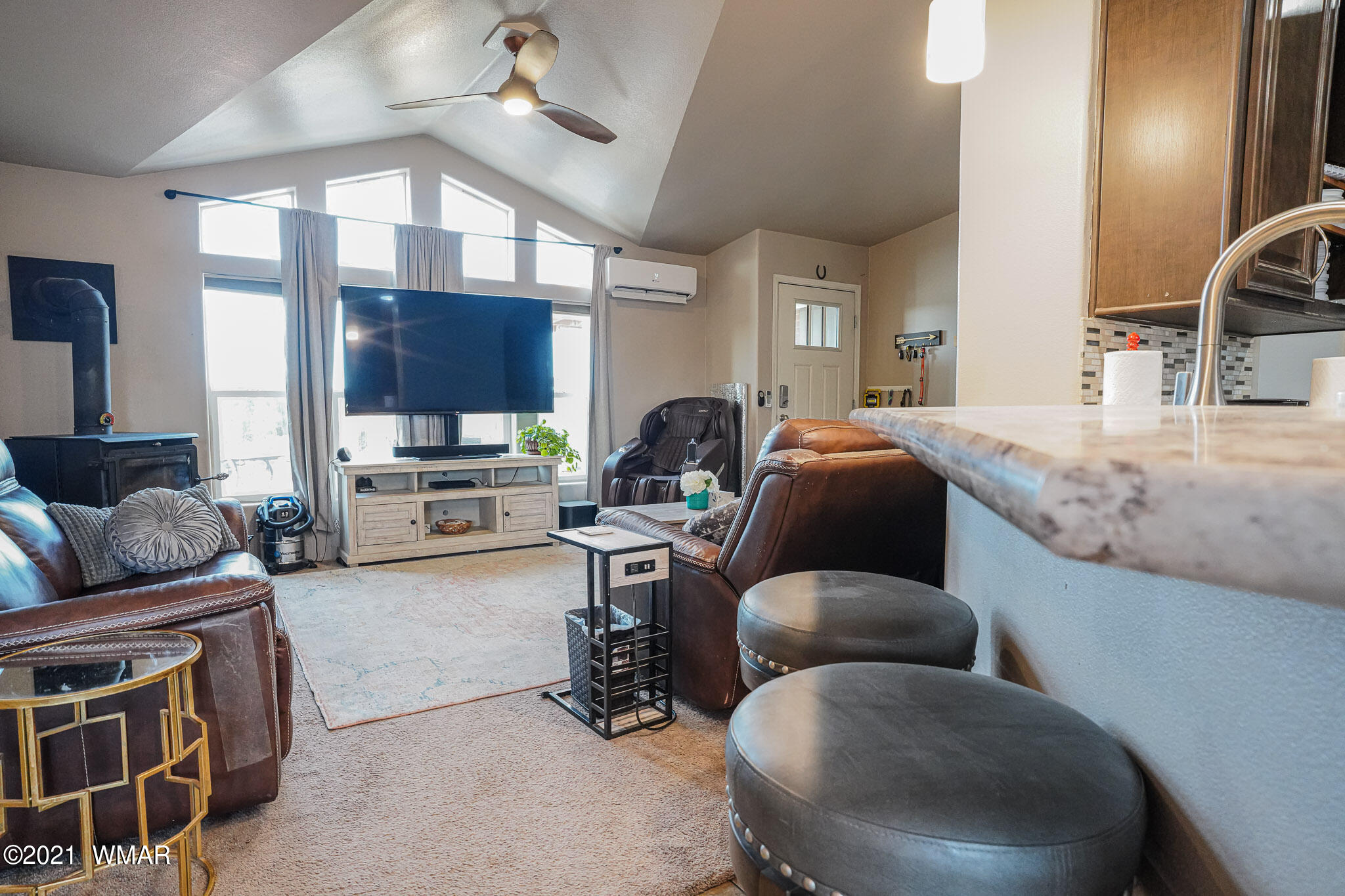 8259 Maverick Road Show Low, AZ 85901 - Photo 8 of 133 Gallery Image 8