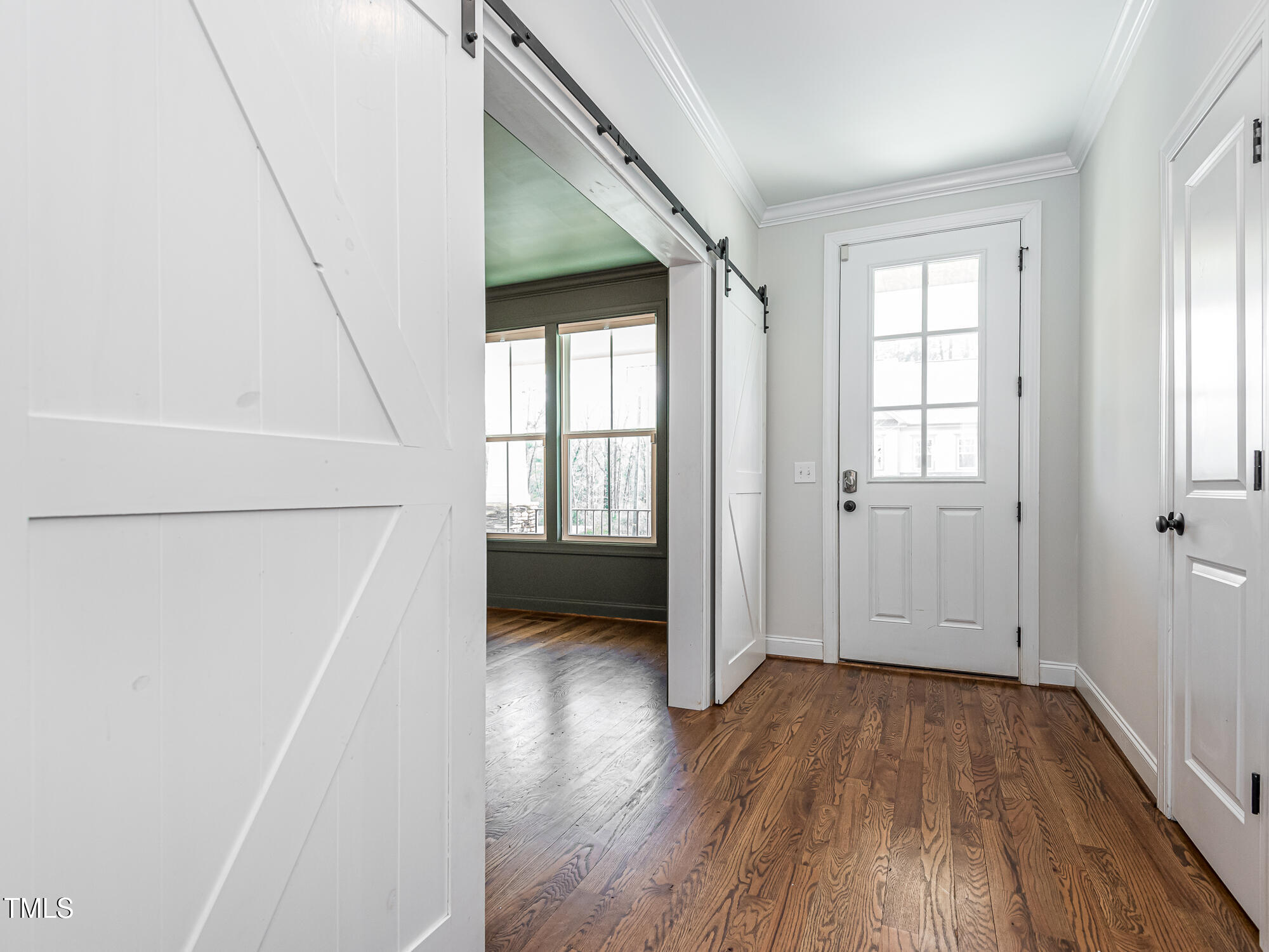 5347 Cypress Lane Raleigh, NC 27609 - Photo 26 of 57 InTrust_Realty_Lee_5347_Cypress-7101