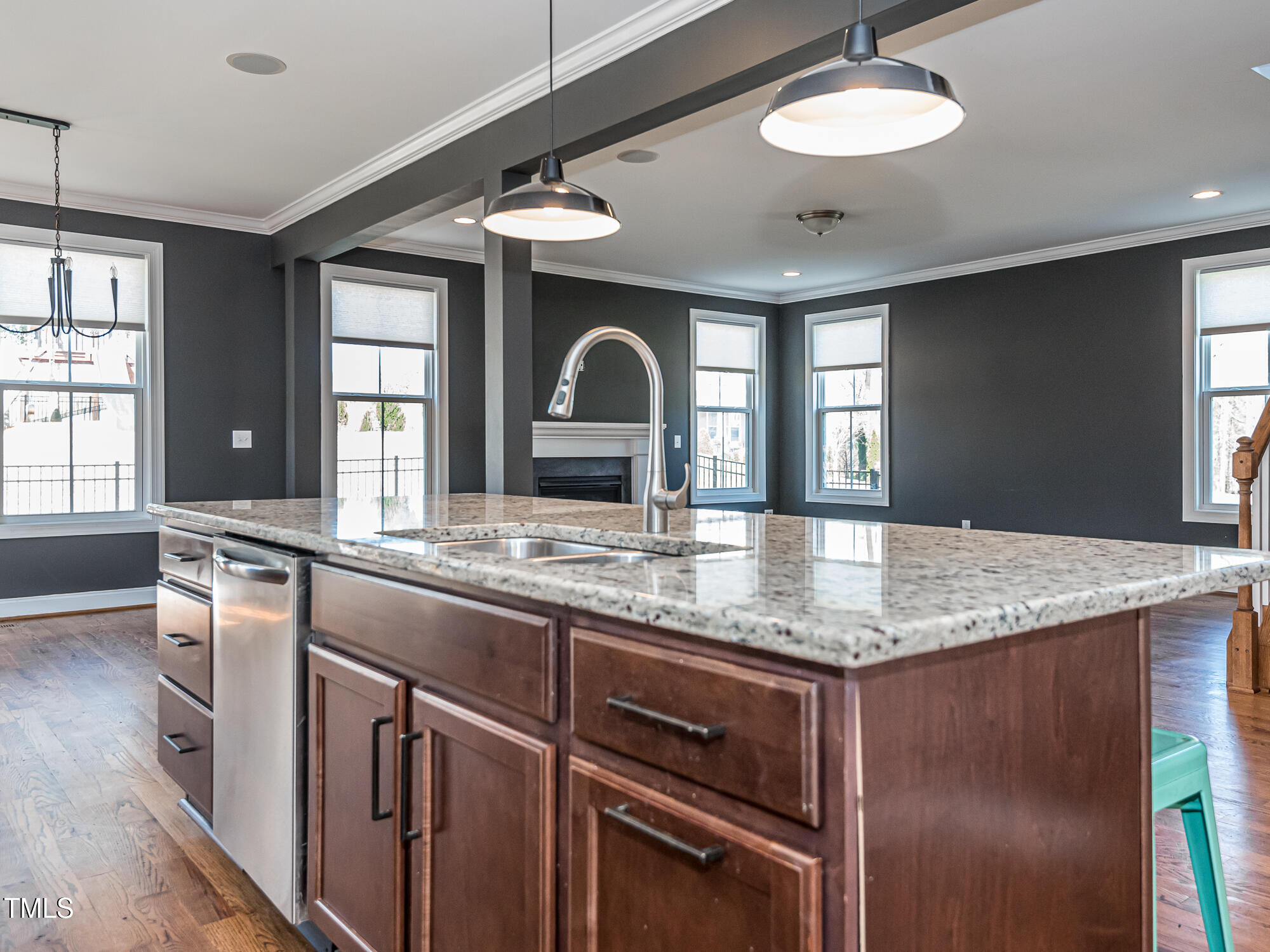 5347 Cypress Lane Raleigh, NC 27609 - Photo 2 of 57 InTrust_Realty_Lee_5347_Cypress-7073