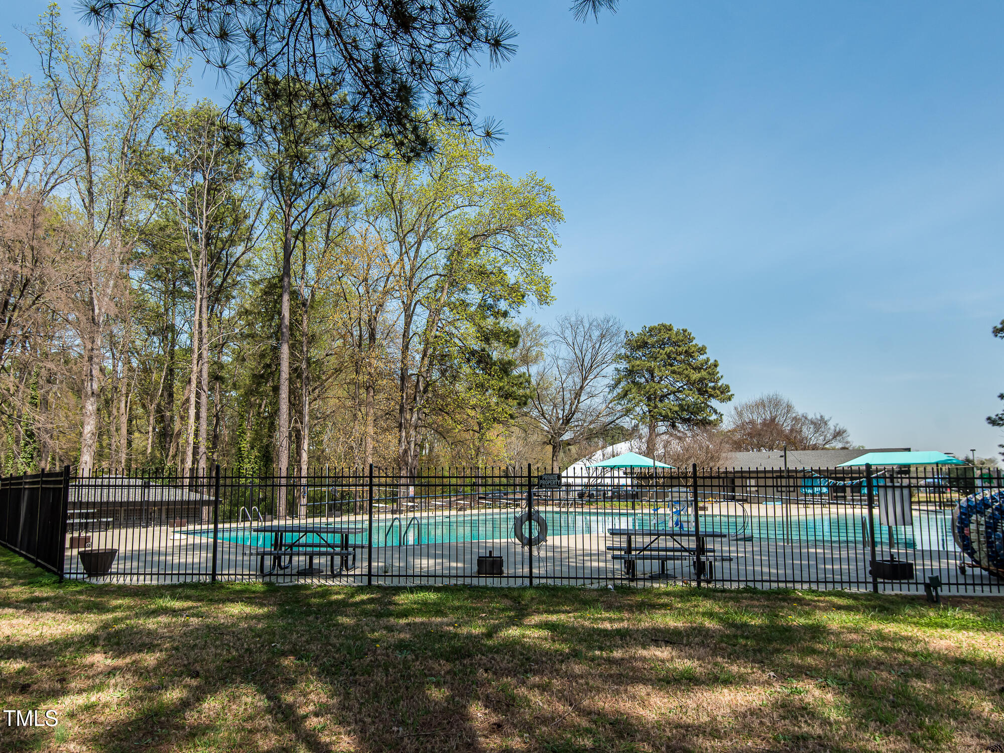 5347 Cypress Lane Raleigh, NC 27609 - Photo 52 of 57 InTrust_Realty_Lee_5347_Cypress-7203