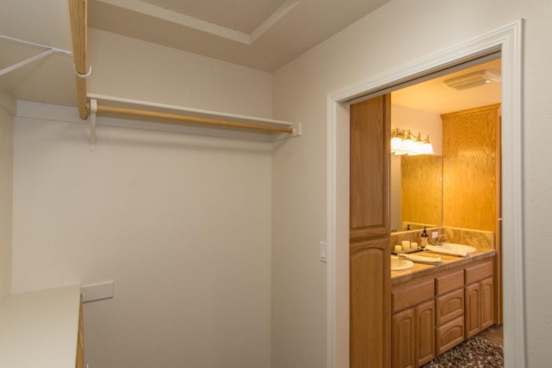 6270 Deschutes Road Anderson, CA 96007 - Photo 36 of 39 Master Walk In Closet