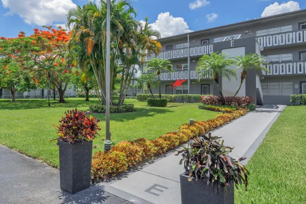 $1,750 | 169 Suffolk F, Boca Raton, FL 33434