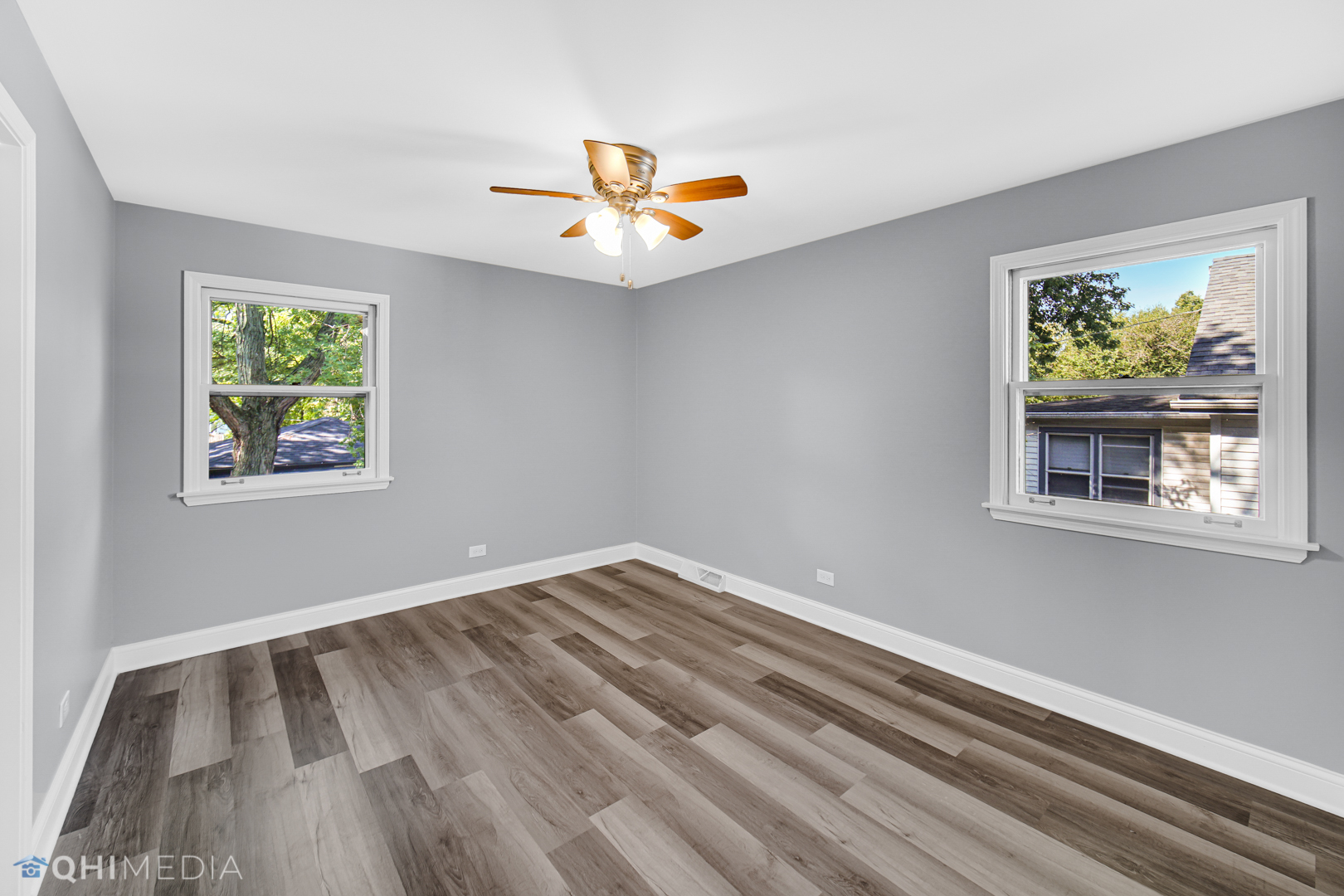 1745 Pine Road Homewood, IL 60430 - Photo 4 of 24