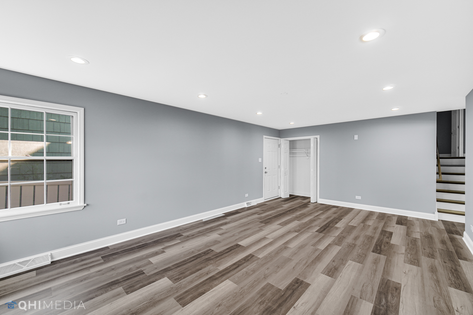 1745 Pine Road Homewood, IL 60430 - Photo 8 of 24