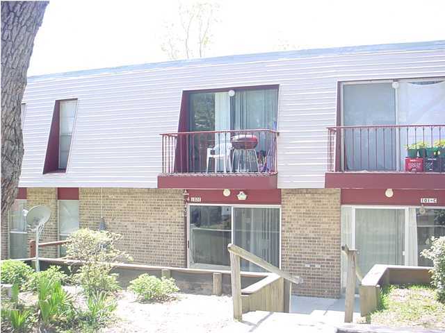 210 Pelham Road, Unit C202 Fort Walton Beach, FL 32547 - Photo 2 of 5