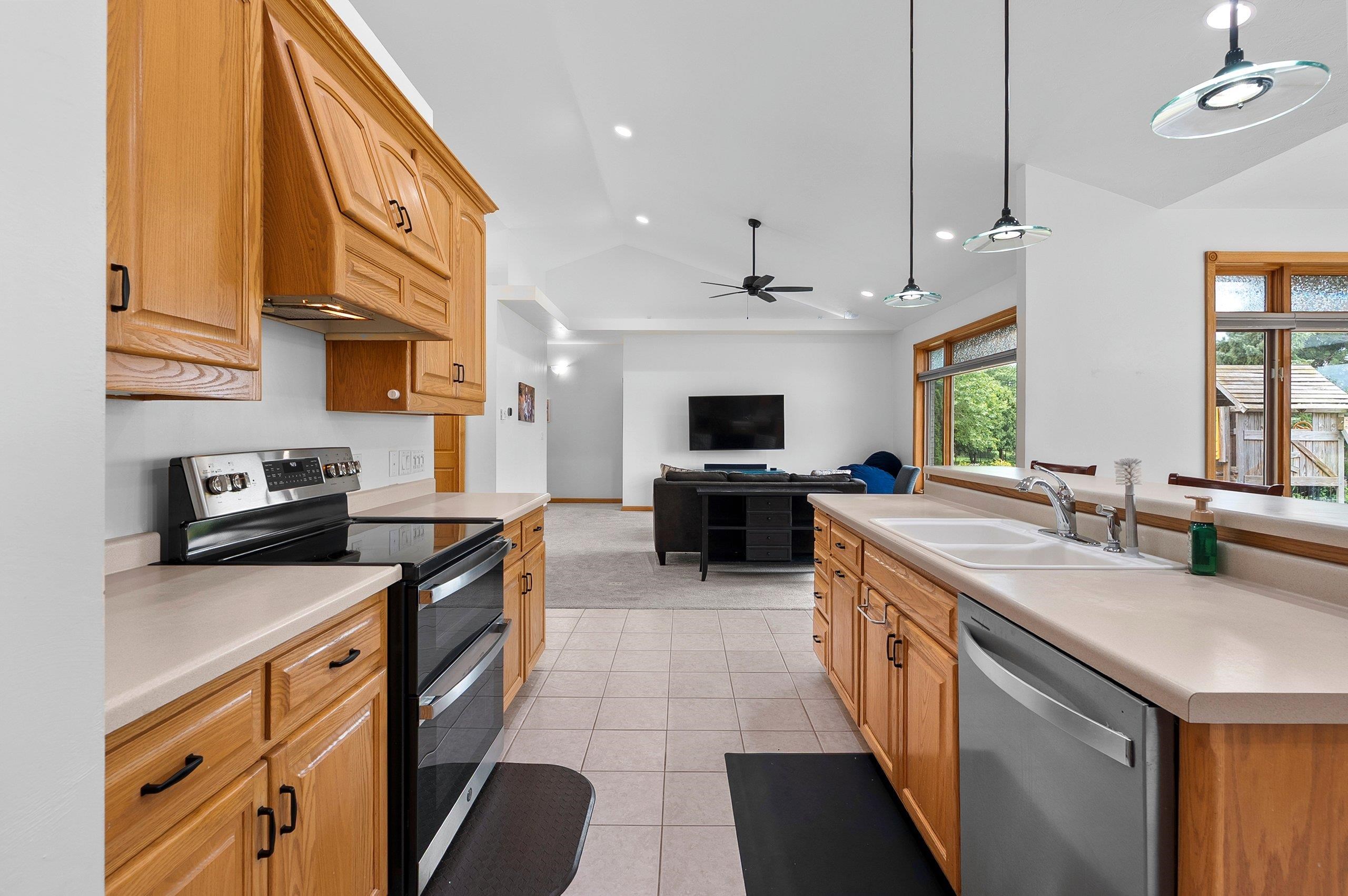 2981 Durham Road Green Bay, WI 54311 - Photo 37 of 67 Gallery Image 37