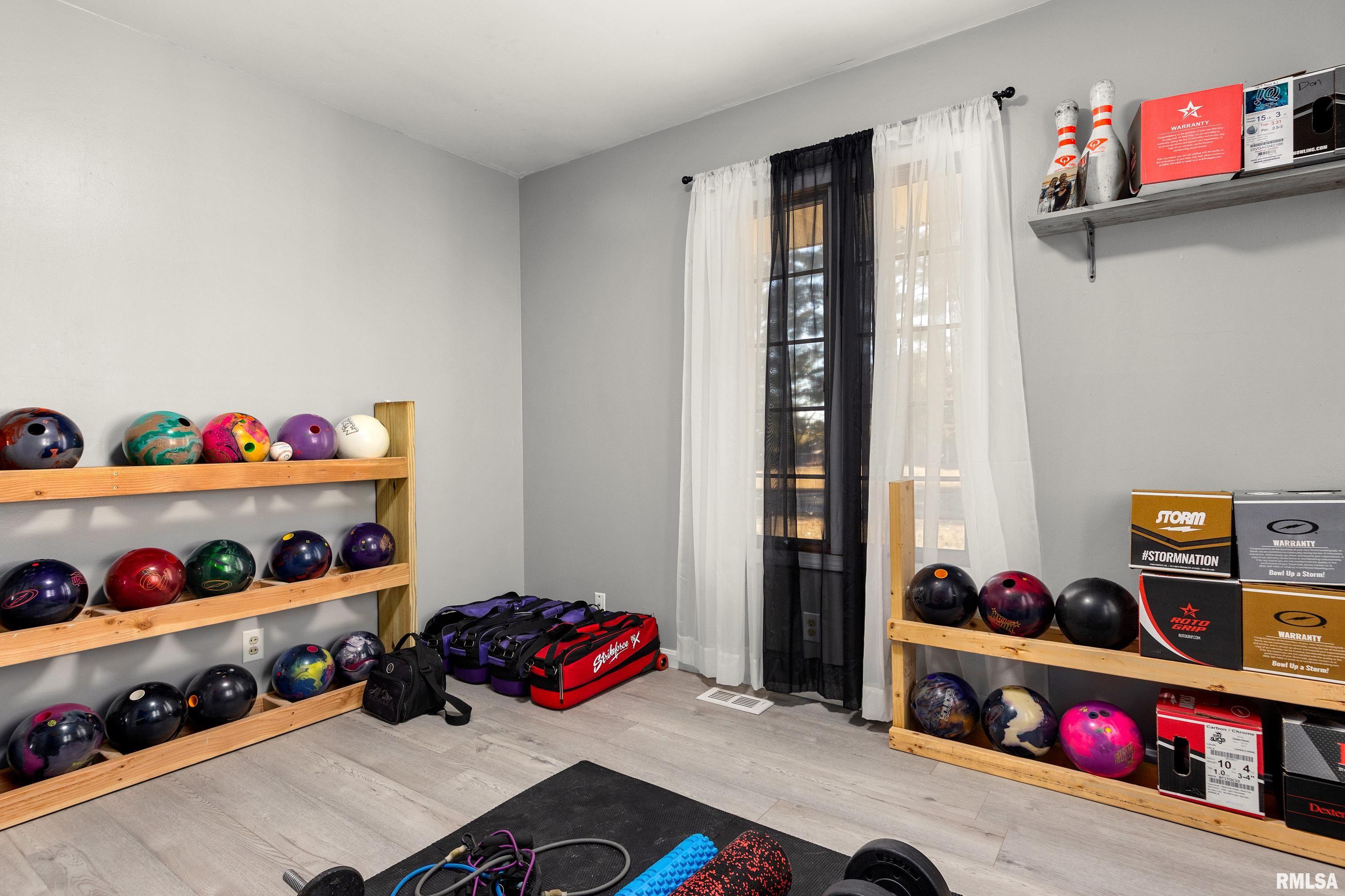 1506 Kern Road Washington, IL 61571 - Photo 30 of 41