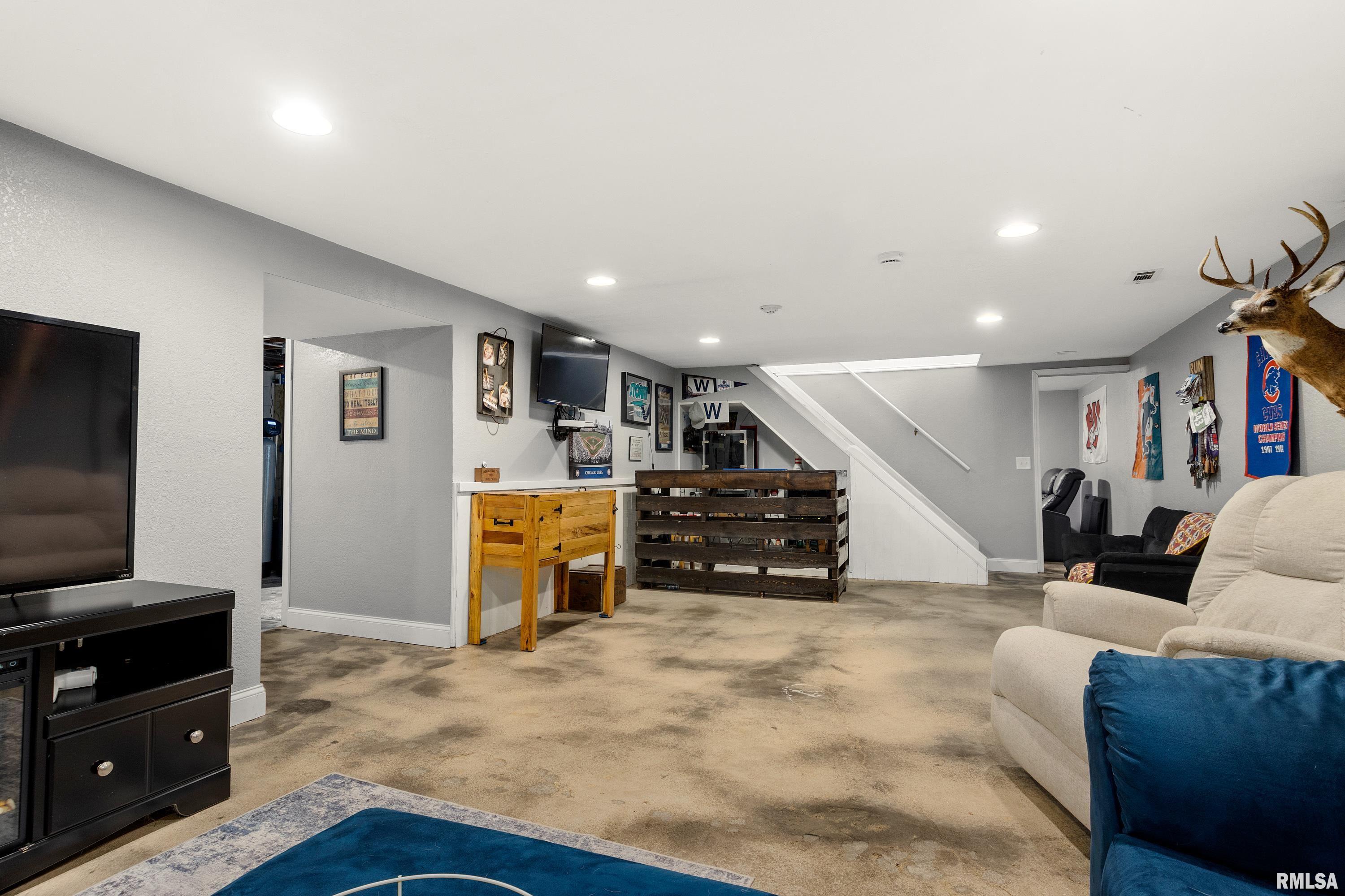 1506 Kern Road Washington, IL 61571 - Photo 35 of 41