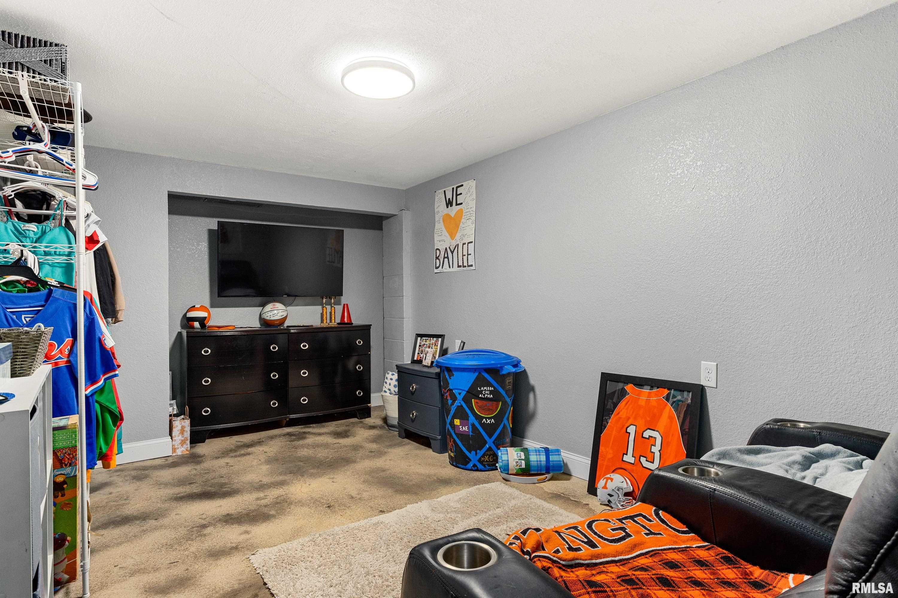 1506 Kern Road Washington, IL 61571 - Photo 38 of 41