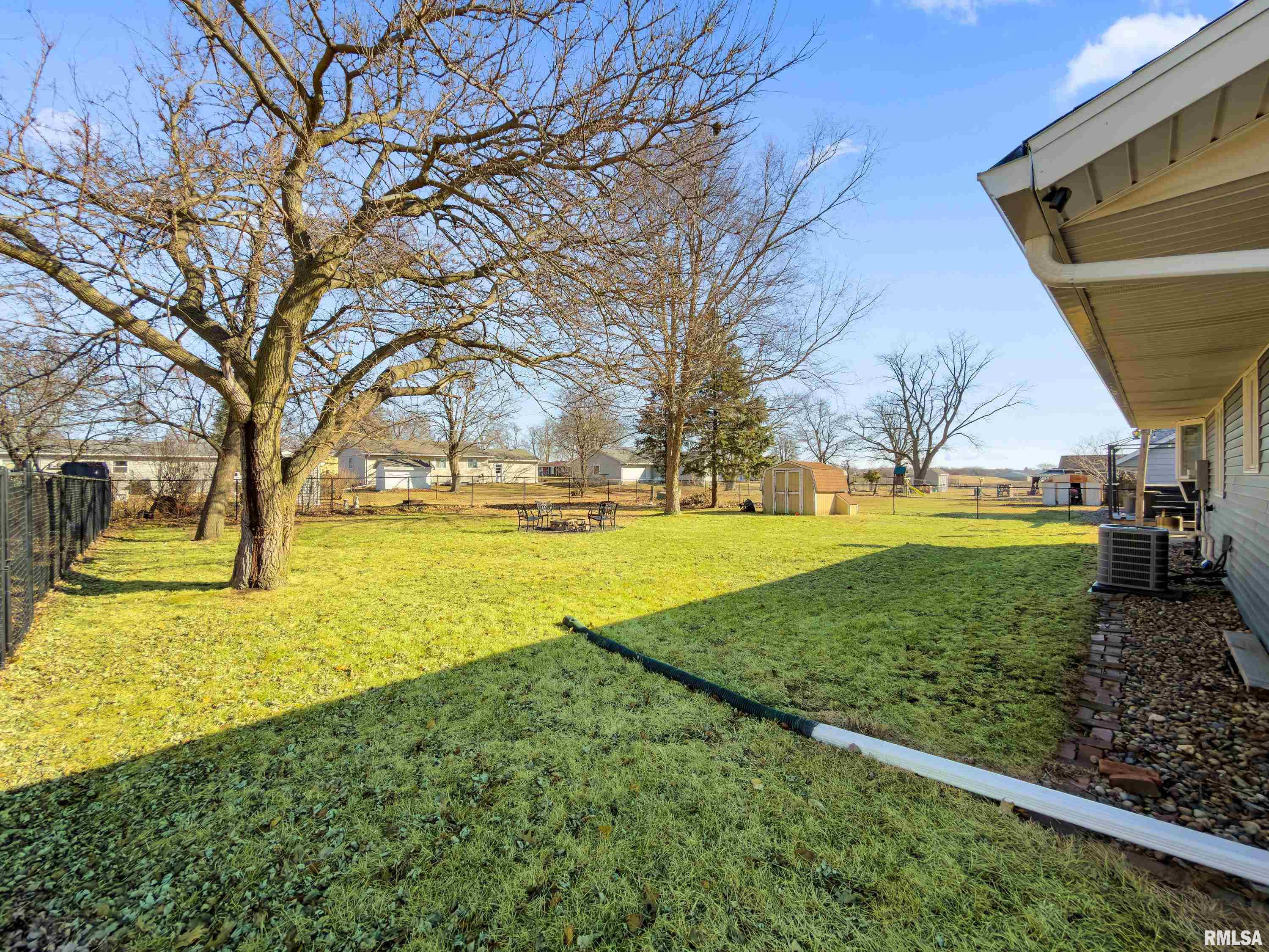 1506 Kern Road Washington, IL 61571 - Photo 4 of 41