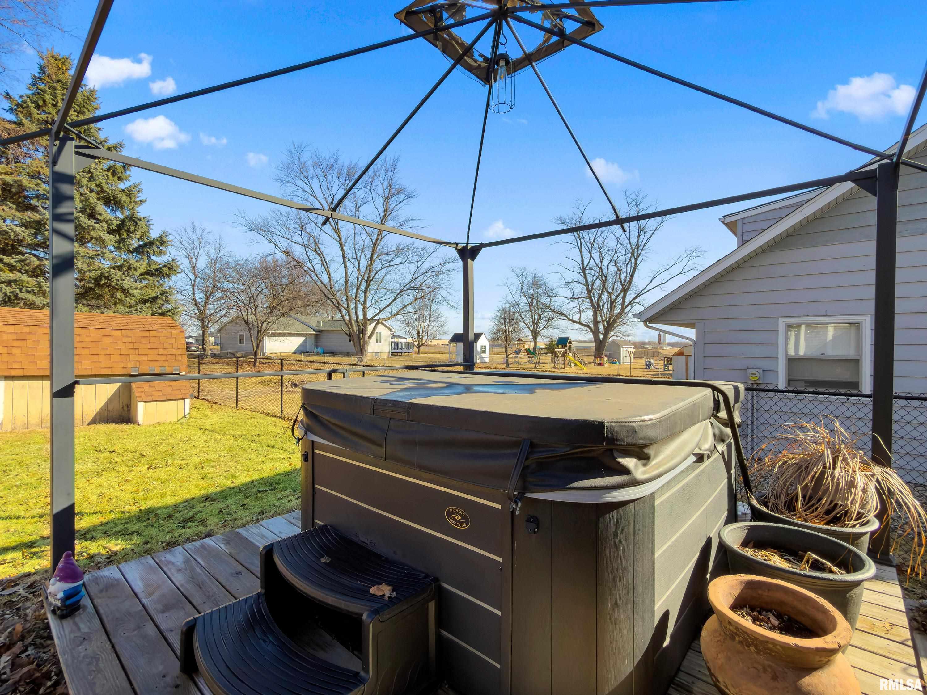 1506 Kern Road Washington, IL 61571 - Photo 5 of 41