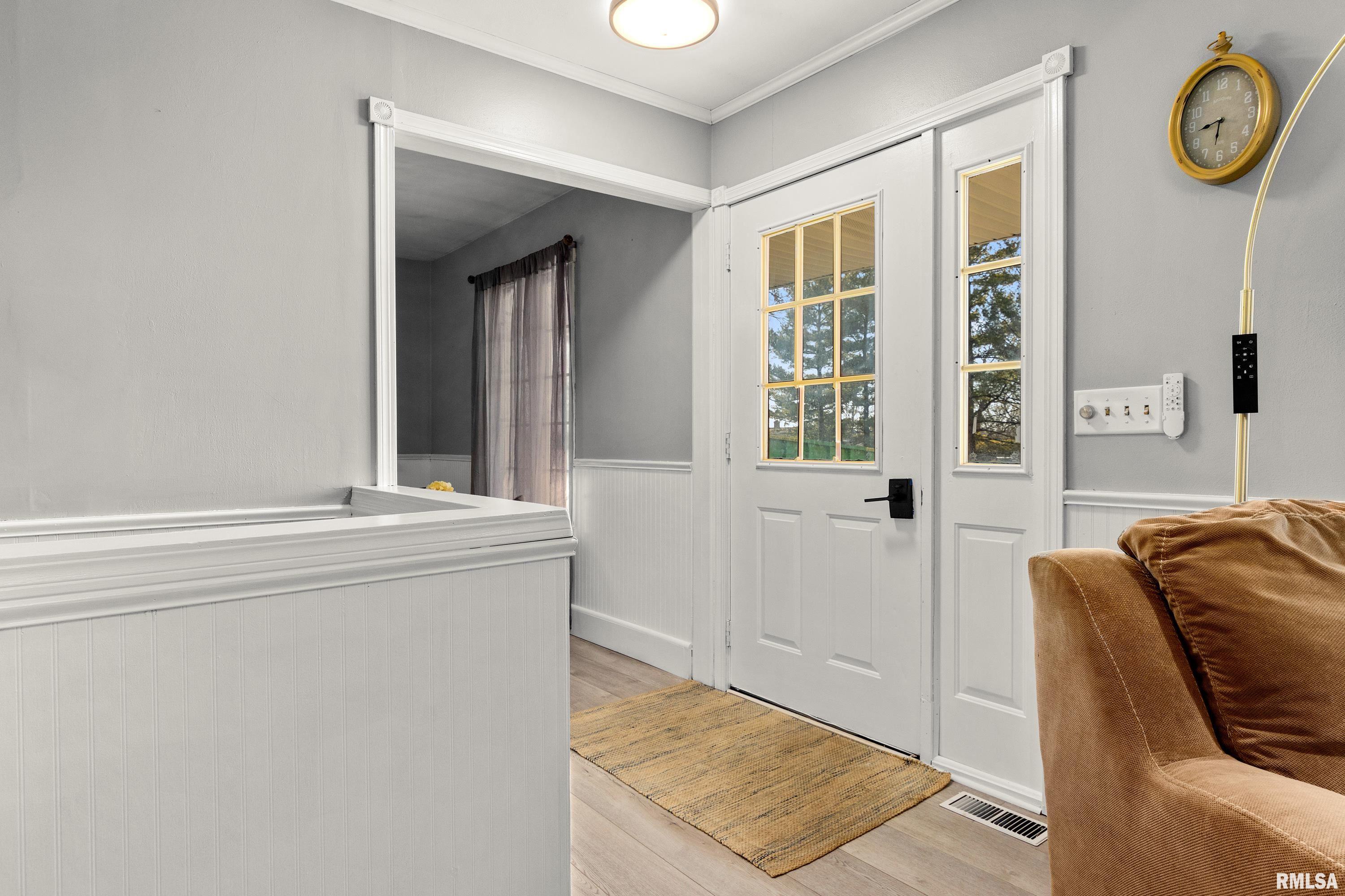 1506 Kern Road Washington, IL 61571 - Photo 7 of 41