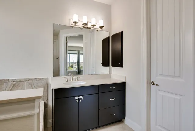 $685,000 | 2521 Blended Tree Ranch Drive, Leander, TX 78641