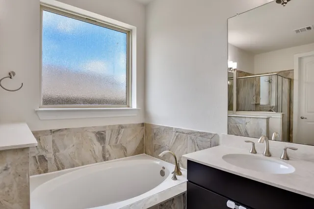 $685,000 | 2521 Blended Tree Ranch Drive, Leander, TX 78641