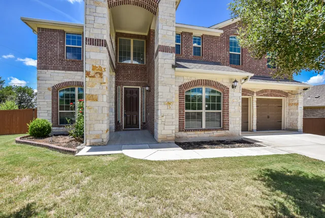 $685,000 | 2521 Blended Tree Ranch Drive, Leander, TX 78641