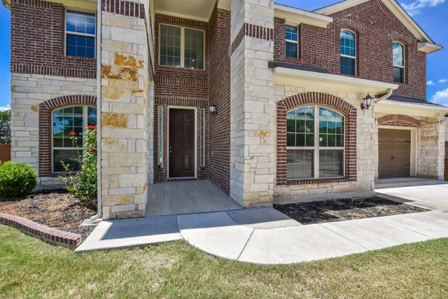 $685,000 | 2521 Blended Tree Ranch Drive, Leander, TX 78641