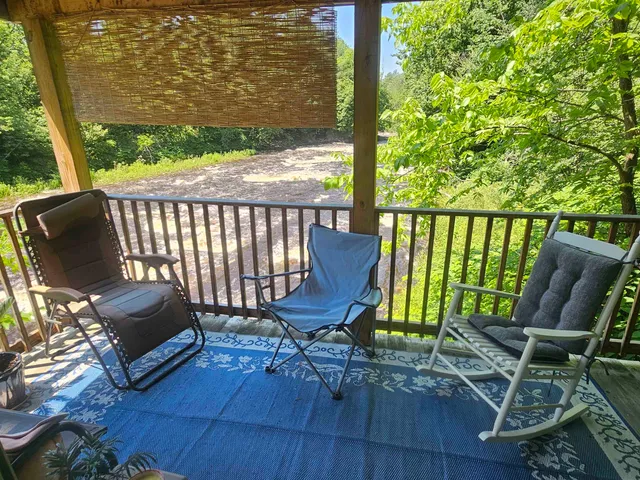 $215,000 | 81 Assisqua Avenue, St. Johnsbury, VT 05819