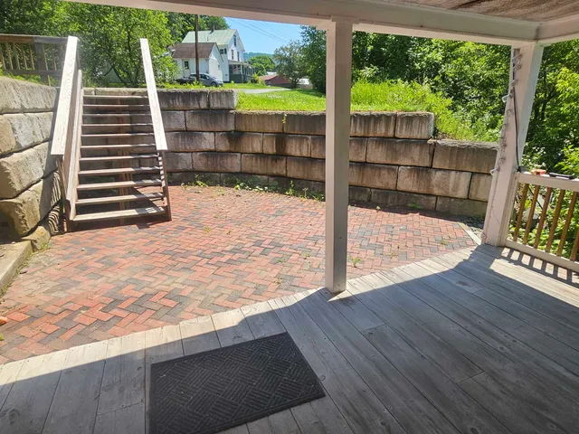 $215,000 | 81 Assisqua Avenue, St. Johnsbury, VT 05819