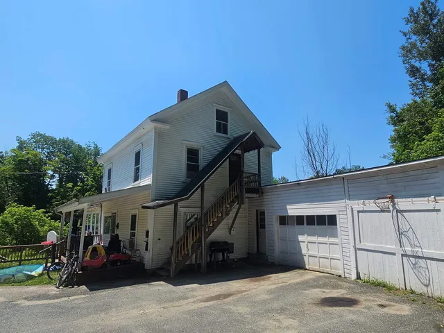$215,000 | 81 Assisqua Avenue, St. Johnsbury, VT 05819