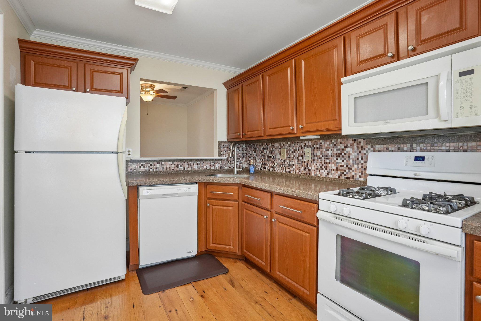515 Cascade Court Sewell, NJ 08080 - Photo 9 of 21