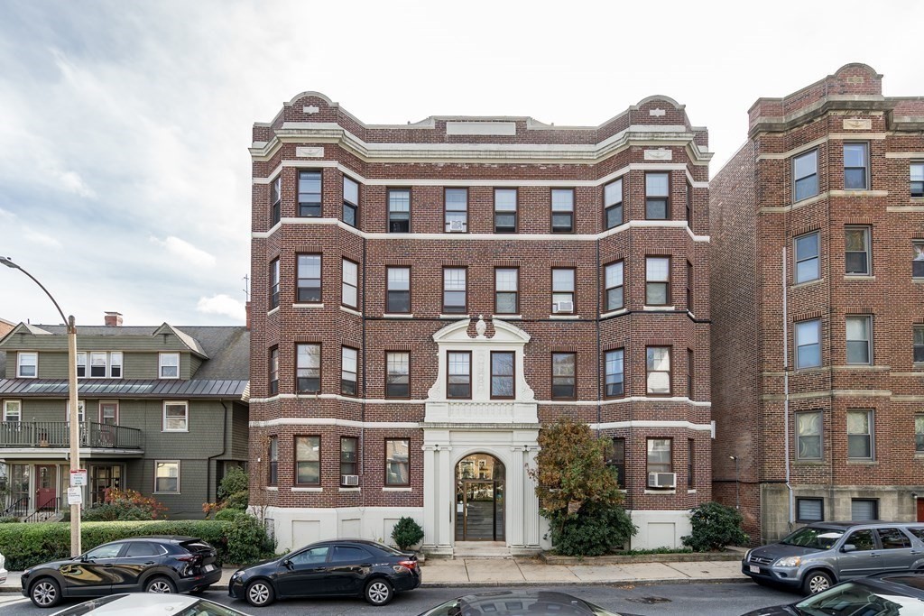 22 Orkney Road, Unit 2 Boston, MA 02135 - Photo 3 of 11