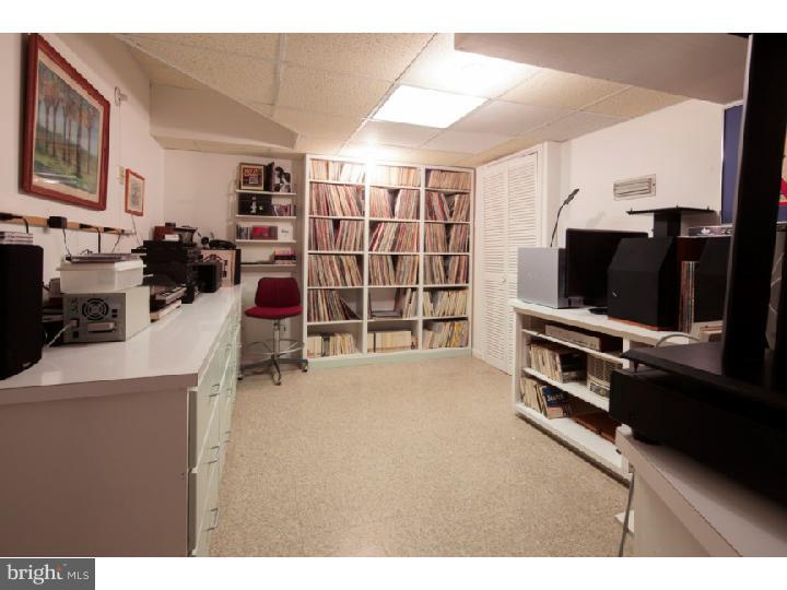 1833 Old Gulph Road Villanova, PA 19085 - Photo 21 of 24