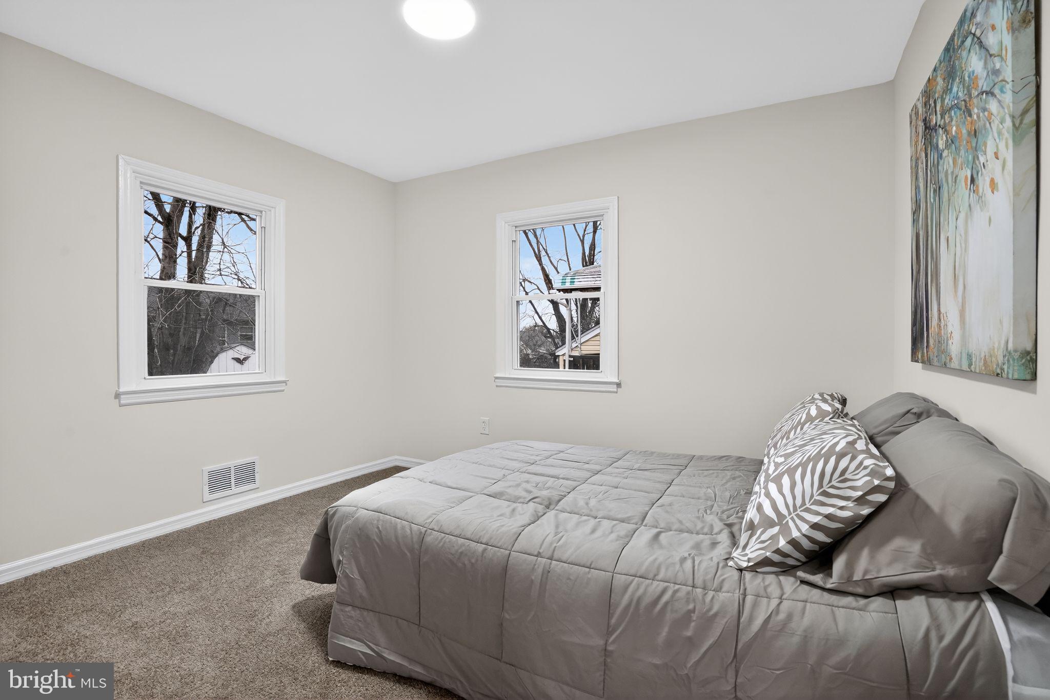 318 Holy Cross Road Baltimore, MD 21225 - Photo 18 of 29