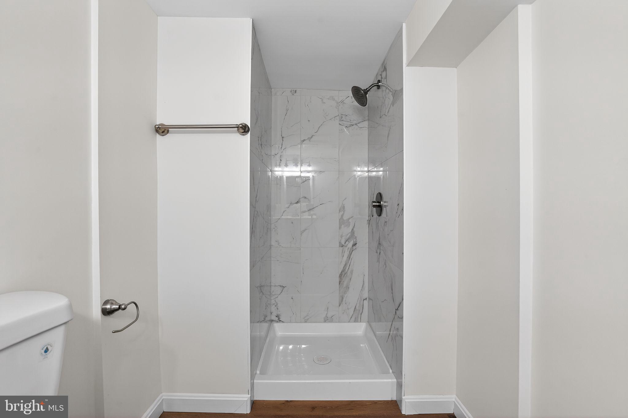 318 Holy Cross Road Baltimore, MD 21225 - Photo 22 of 29