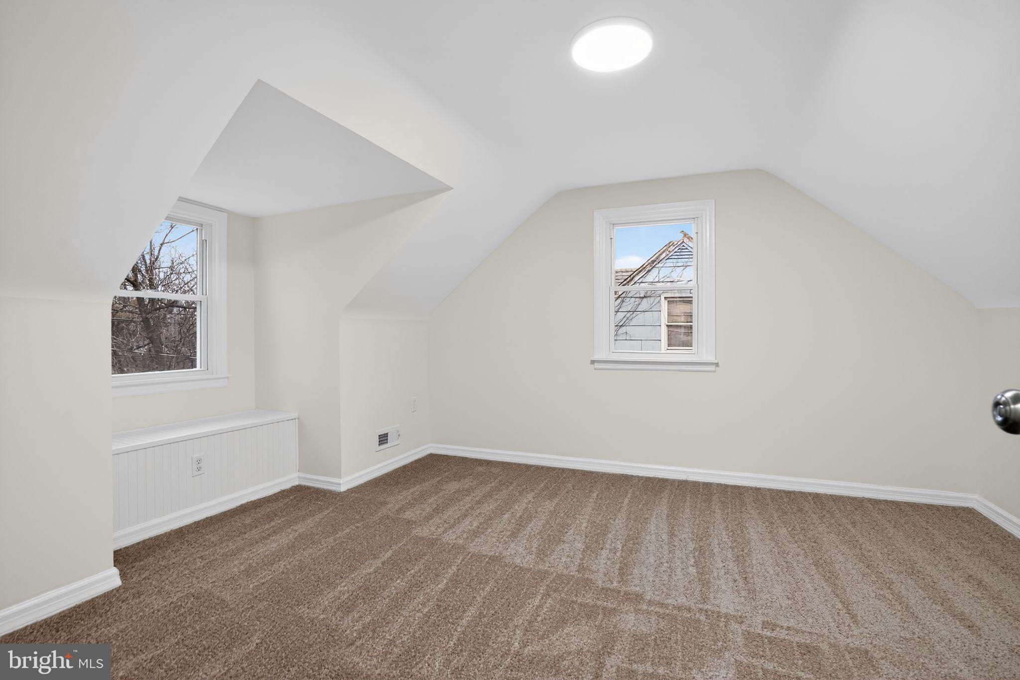 318 Holy Cross Road Baltimore, MD 21225 - Photo 27 of 29