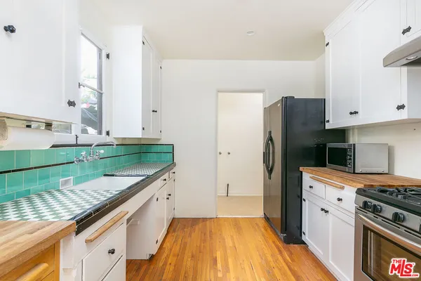 $5,600 | 2319 Meadow Valley Terrace, Los Angeles, CA 90039