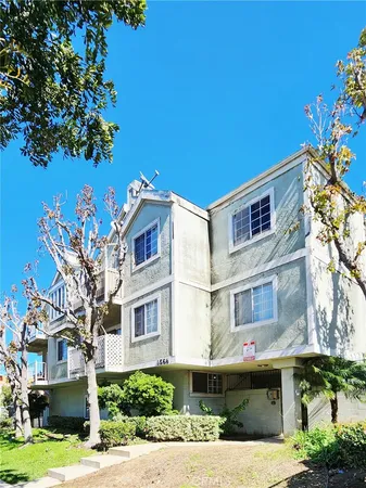 $3,100 | 1566 Pine Avenue, Unit 202A, Long Beach, CA 90813