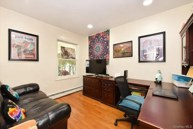 $1,200,000 | 58 Yorkshire Road, New Hyde Park, NY 11040