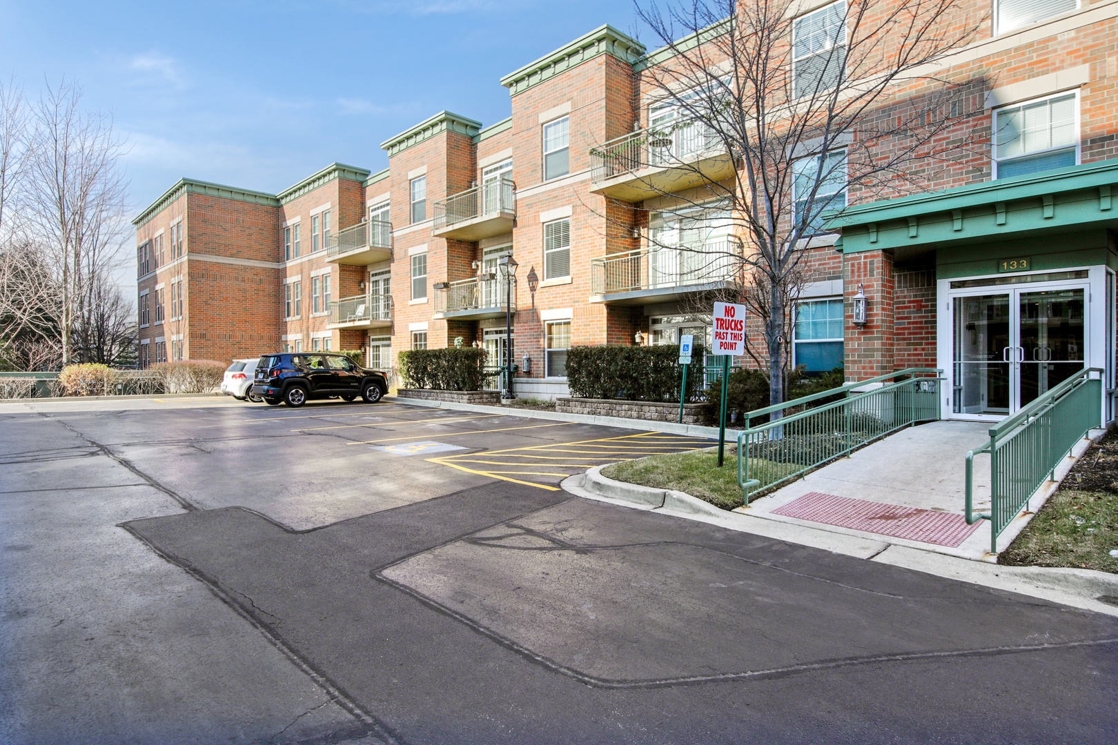 133 West Palatine Road, Unit 303A Palatine, IL 60067 - Photo 1 of 8