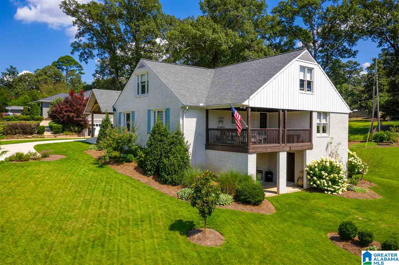 3137 Dolly Ridge Drive Birmingham, AL 35243 - Photo 2 of 44