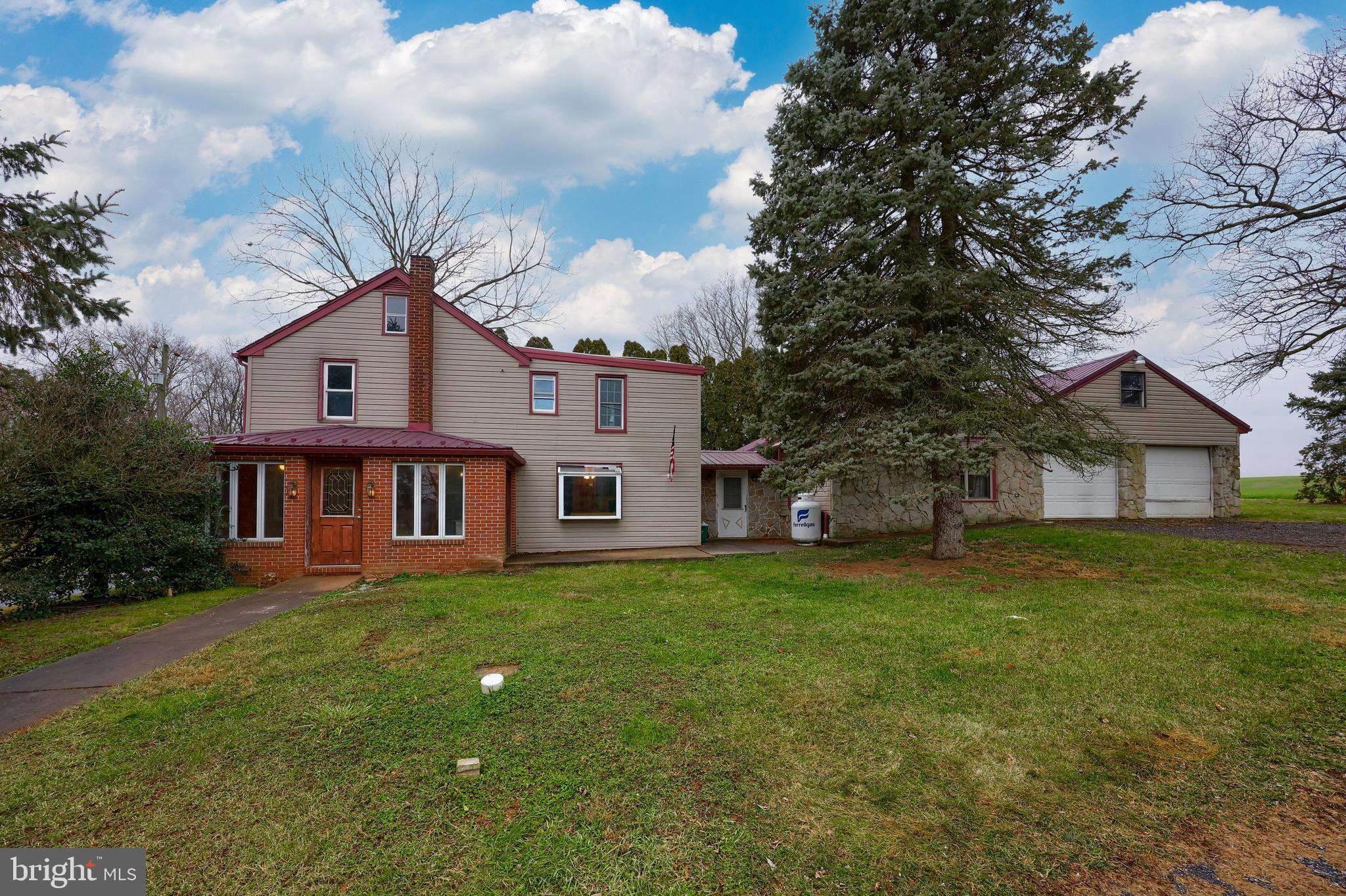921 Iron Bridge Road Mount Joy, PA 17552 - Photo 1 of 28 Gallery Image 1