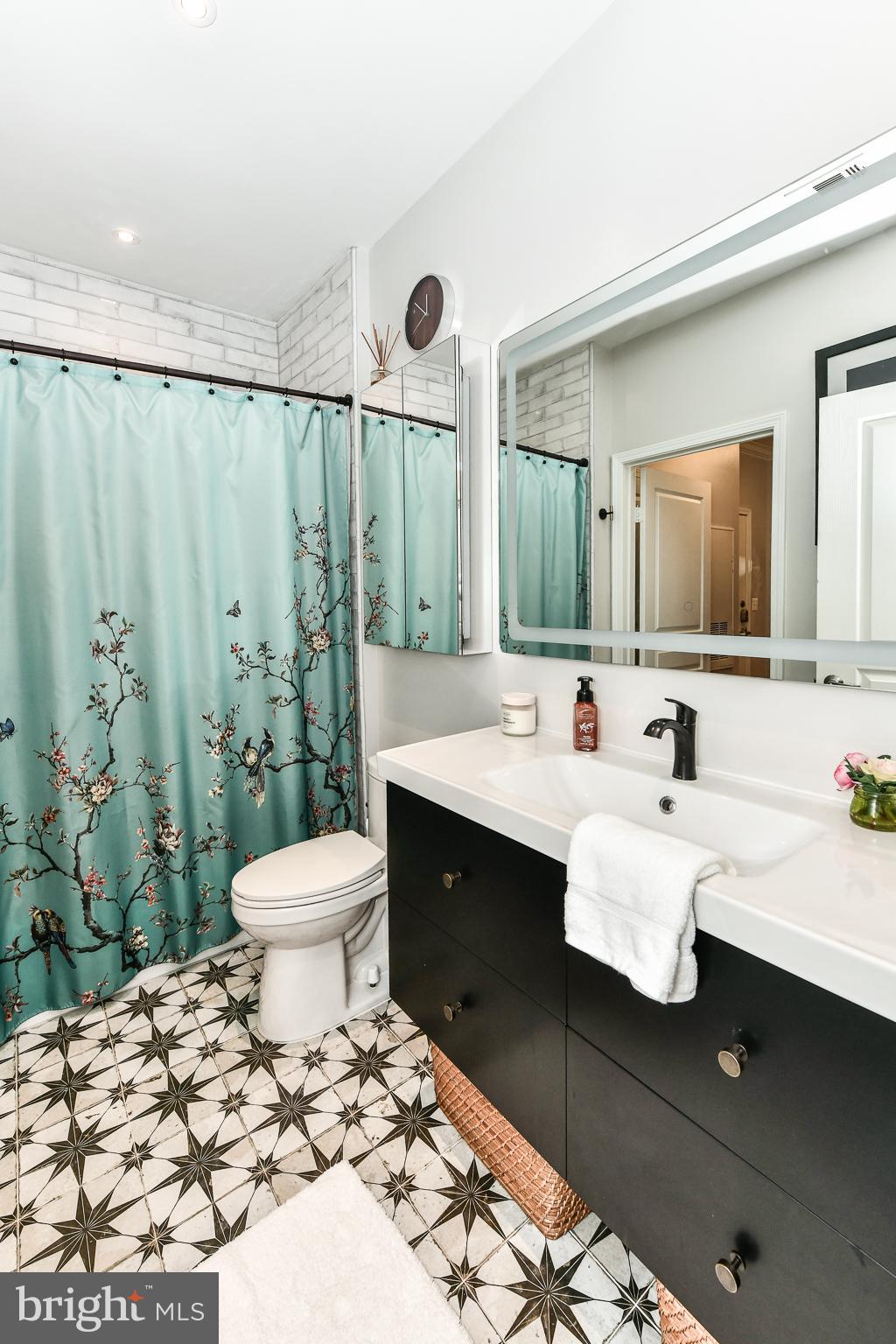 12000 Market Street, Unit 166 Reston, VA 20190 - Photo 19 of 33 New vanity and LED lighted mirror!