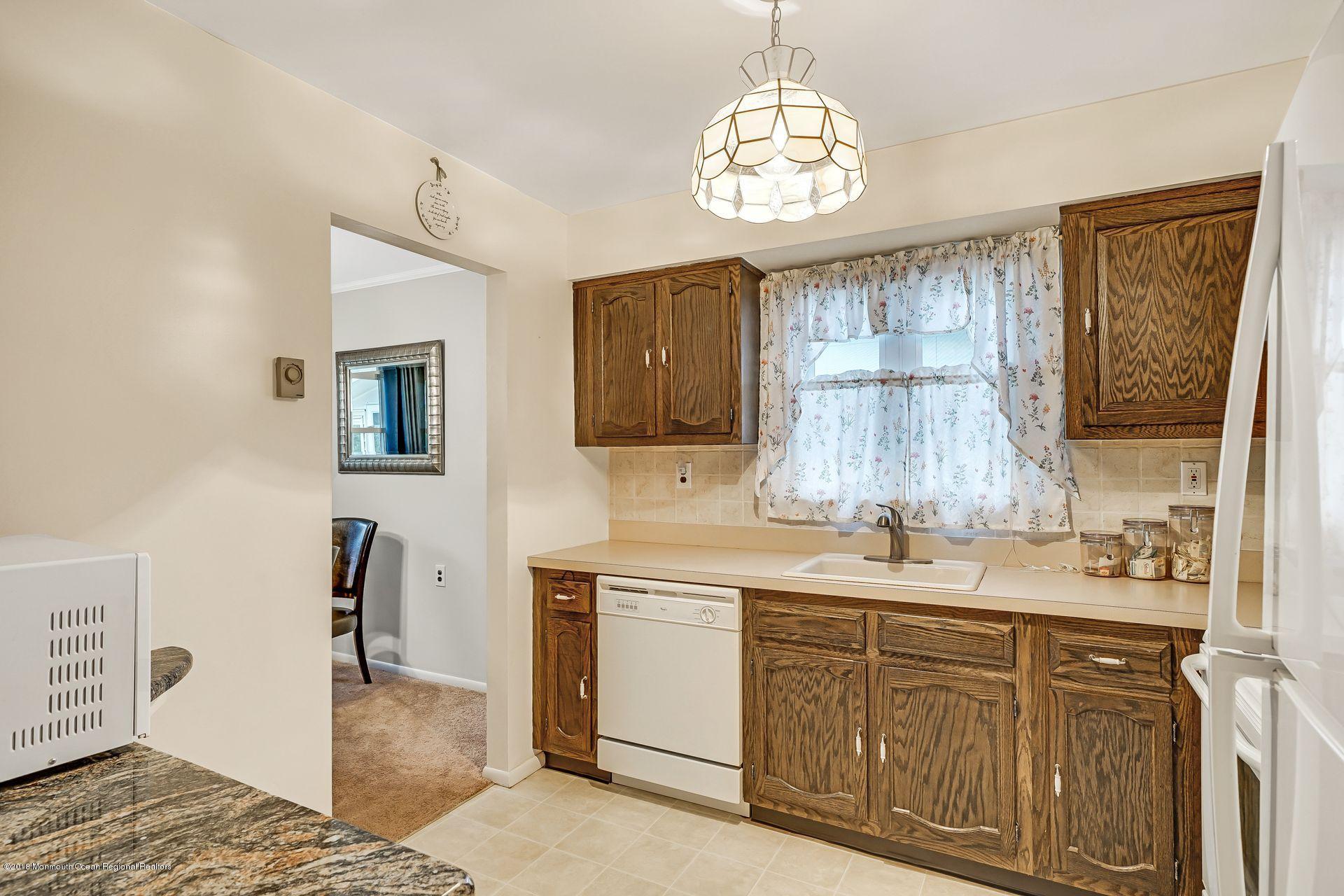 43 Markham Road Brick, NJ 08724 - Photo 14 of 28 14