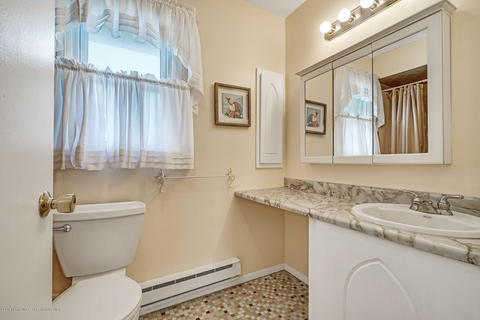 43 Markham Road Brick, NJ 08724 - Photo 20 of 28 21