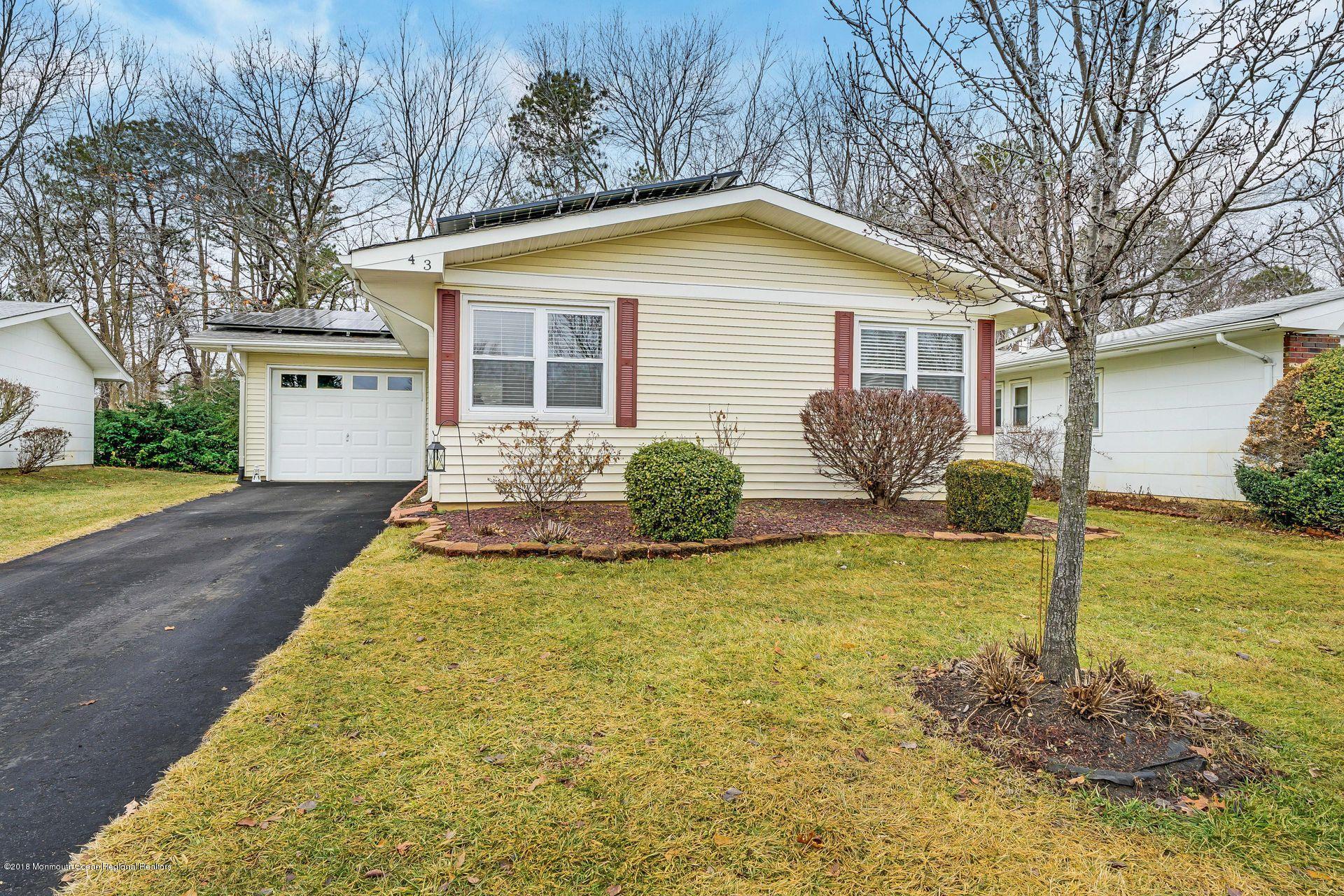43 Markham Road Brick, NJ 08724 - Photo 2 of 28 2