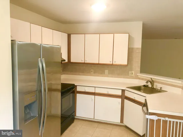 $1,875 | 315 Clear Drop Way, Unit 104, Glen Burnie, MD 21060