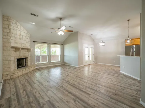 $325,000 | 100 Linsey Cove, Burnet, TX 78611