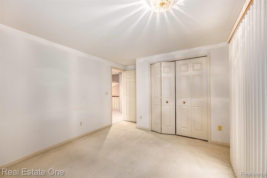 2184 Reagan Drive Rochester Hills, MI 48309 - Photo 21 of 28