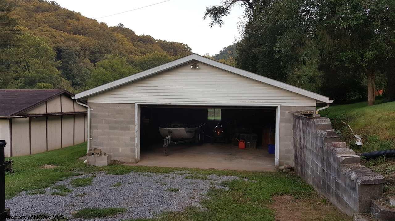 437 Flinderation Road Salem, WV 26426 - Photo 3 of 20 Gallery Image 3