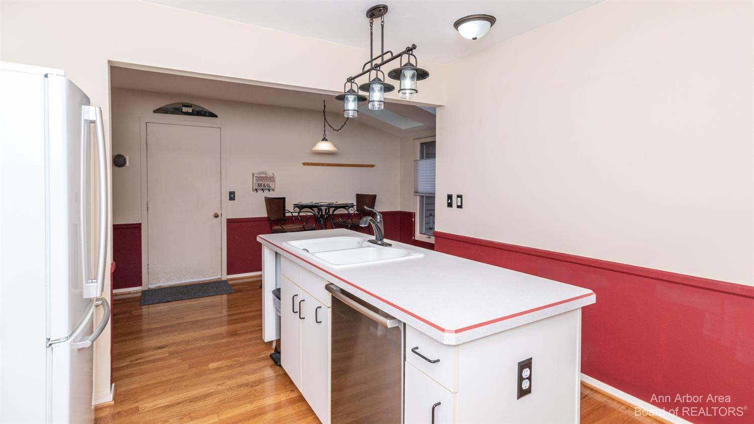 5425 Parkgrove Road Ann Arbor, MI 48103 - Photo 18 of 60 Photo 18