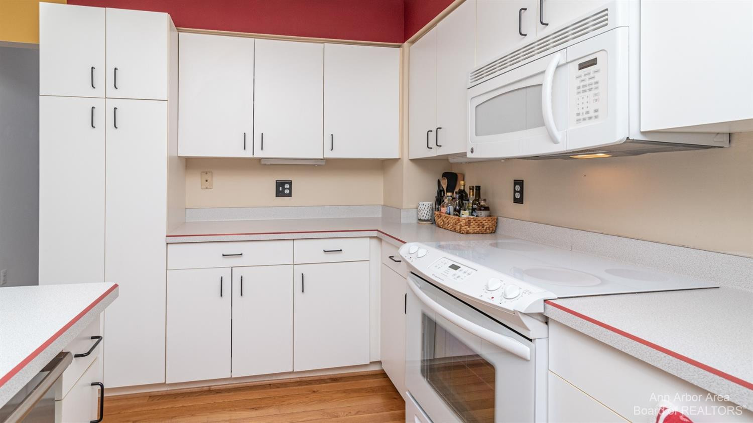 5425 Parkgrove Road Ann Arbor, MI 48103 - Photo 19 of 60 Photo 19