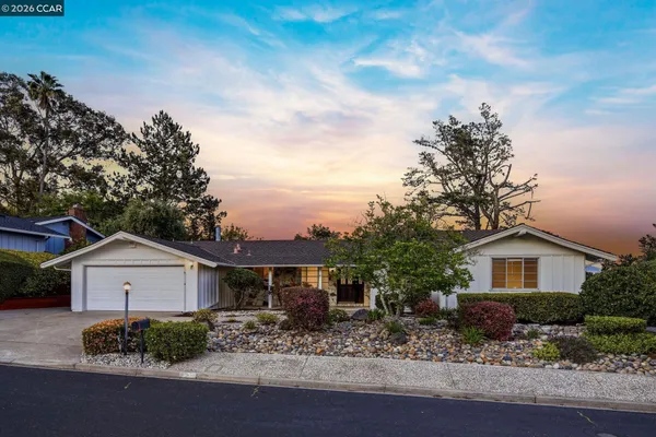 $1,988,888 | 61 Sullivan Drive, Moraga, CA 94556